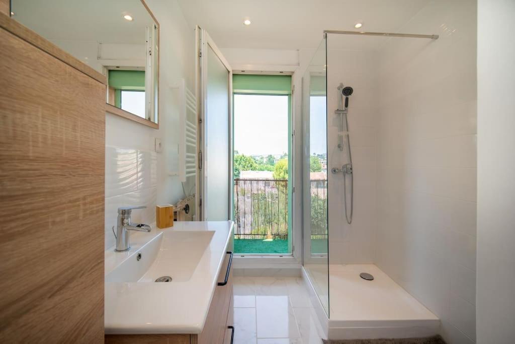 Fully Equipped Apartment With Parking 6 Beds Marseille Ngoại thất bức ảnh
