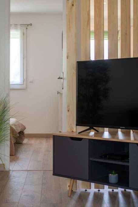 Fully Equipped Apartment With Parking 6 Beds Marseille Ngoại thất bức ảnh